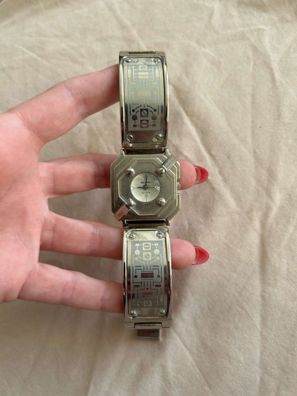 AVIA Unique Stainless Steel Silver Octagonal Watch steampunk